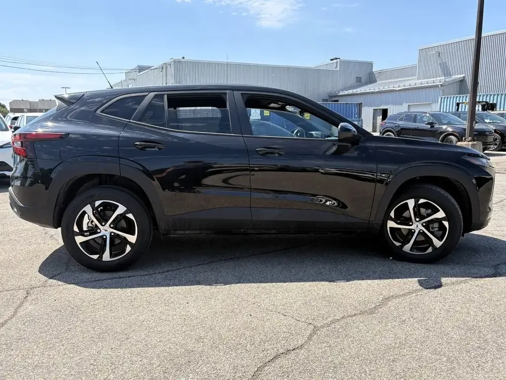 Chevrolet Trax 2026 photo 4