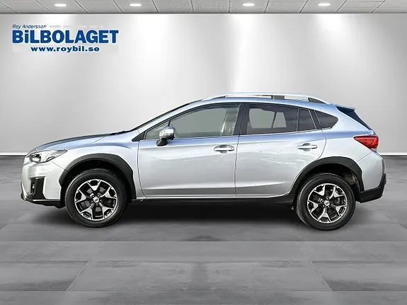 Subaru Xv 2018 photo 2