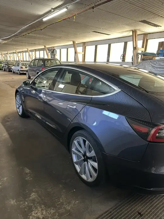 Tesla Model 3 2019 photo 3