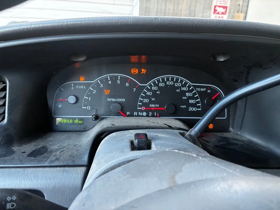 Ford Windstar 2000 photo 2