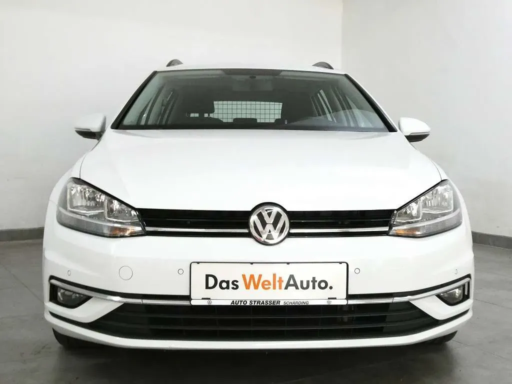 Volkswagen Golf 2019 photo 2