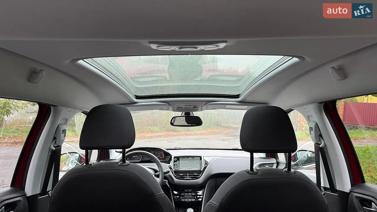 Peugeot 2008 2018 photo 2