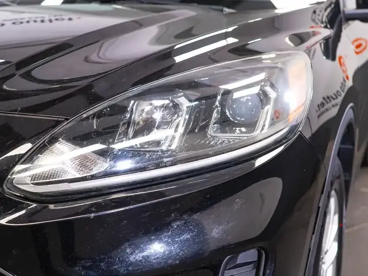 Ford Escape 2020 photo 4