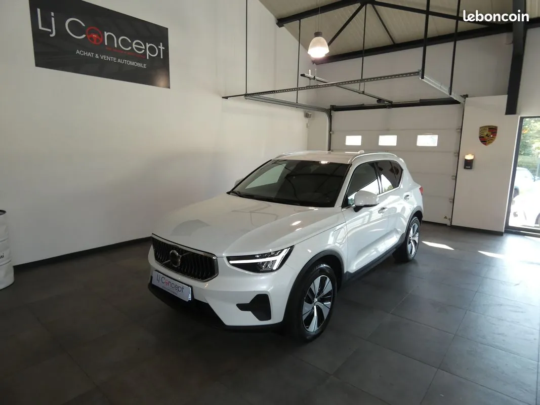 Volvo Xc40 2022 photo 2