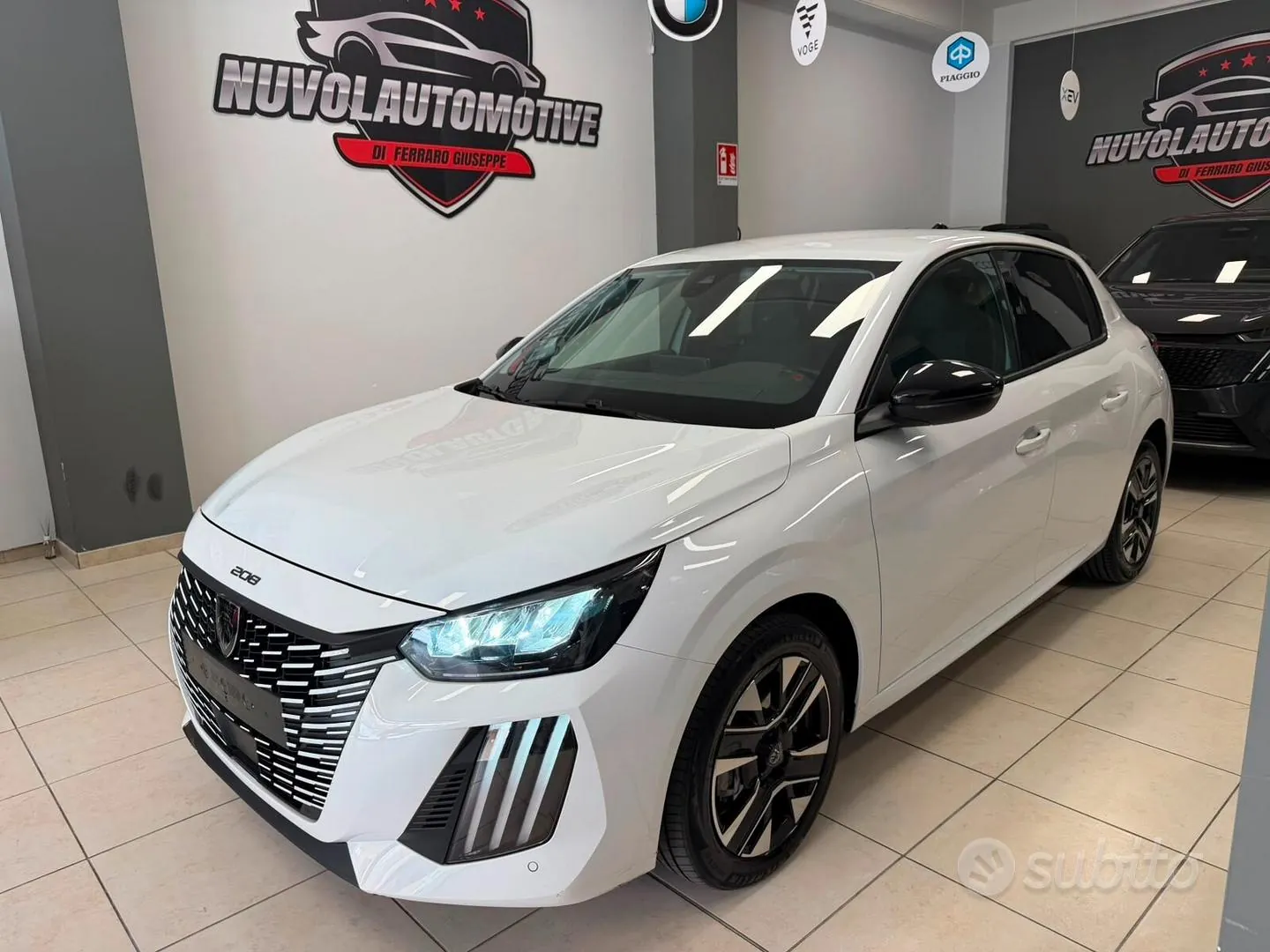 Peugeot 208