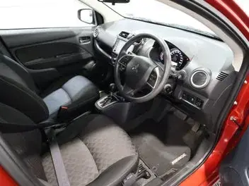 Mitsubishi Mirage 2023 photo 4