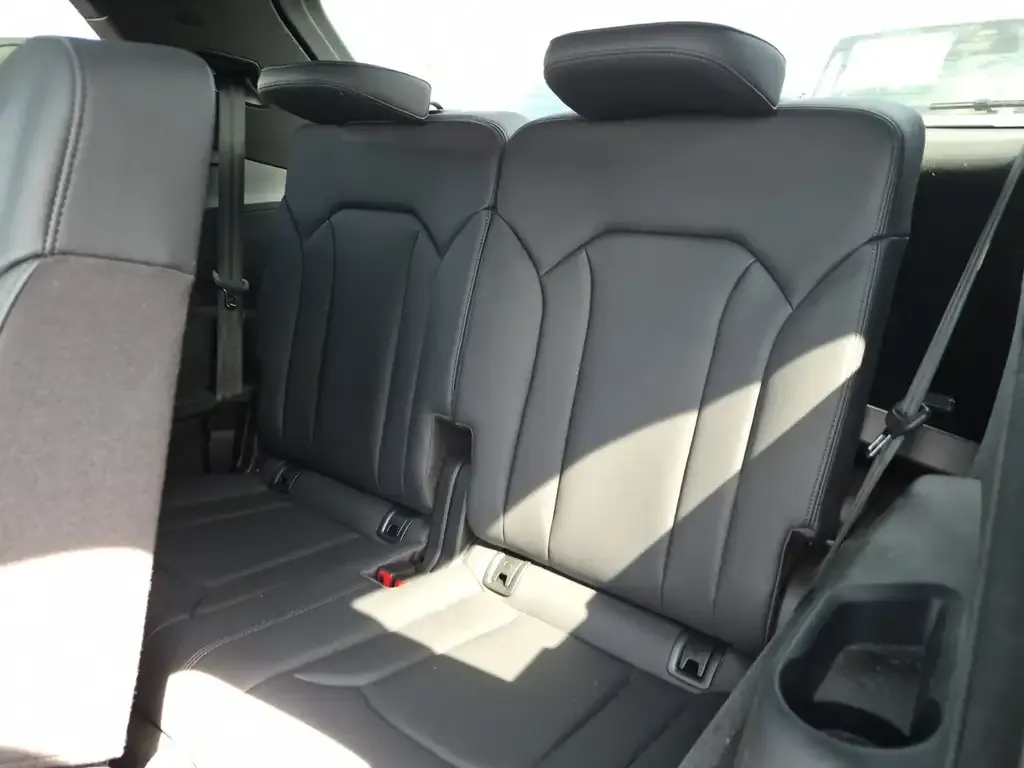 Audi Q7 2022 photo 4