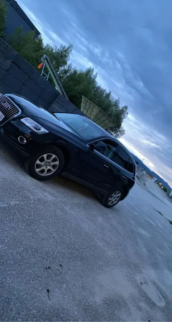 Audi Q5 2015 photo 2