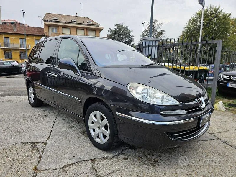 Peugeot 807 2012 photo 3
