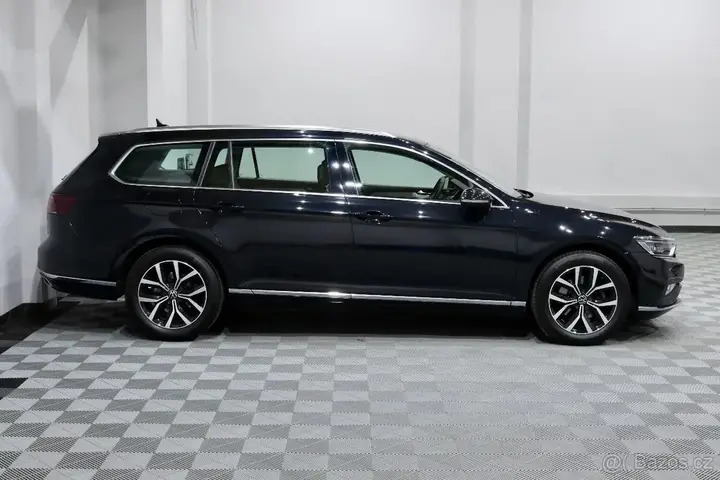Volkswagen Passat 2021 photo 3