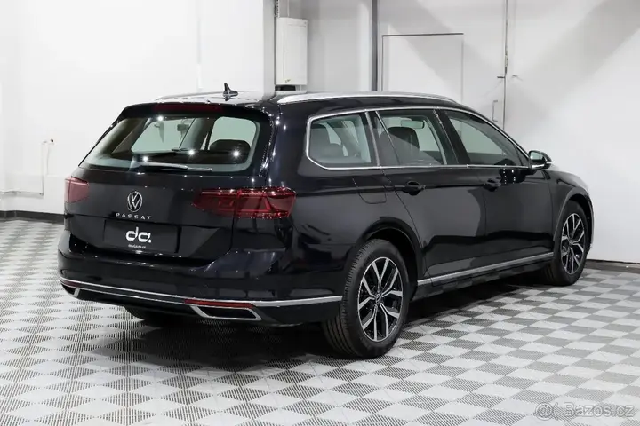 Volkswagen Passat 2021 photo 5