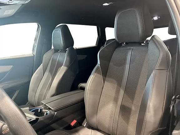 Peugeot 5008 2023 photo 5
