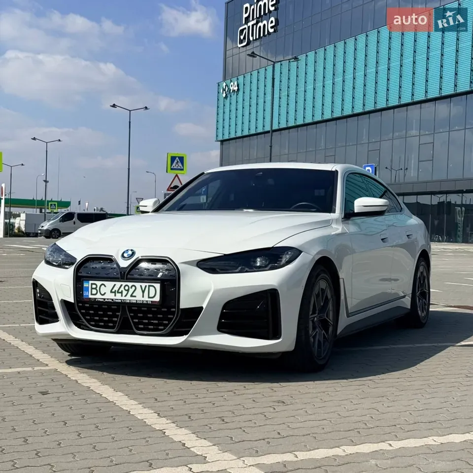 BMW I4 2024 photo 3