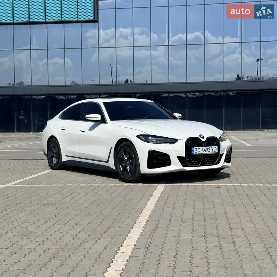 BMW I4 2024 photo 4