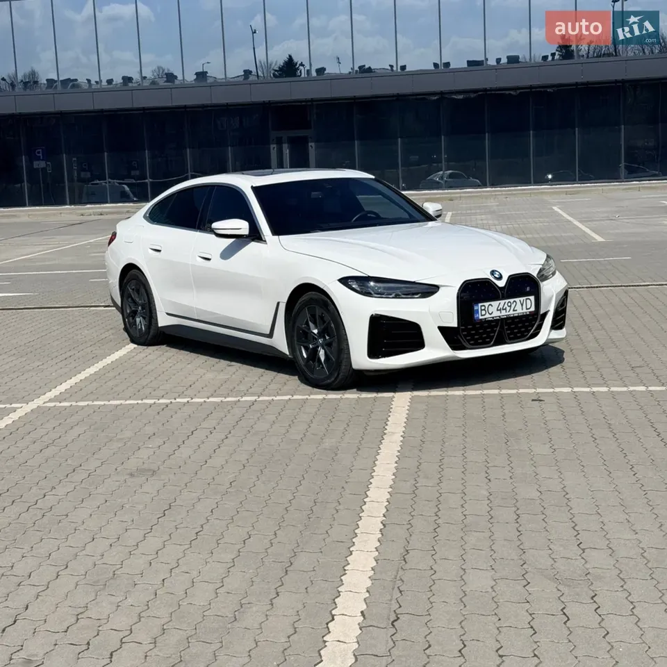 BMW I4 2024 photo 2