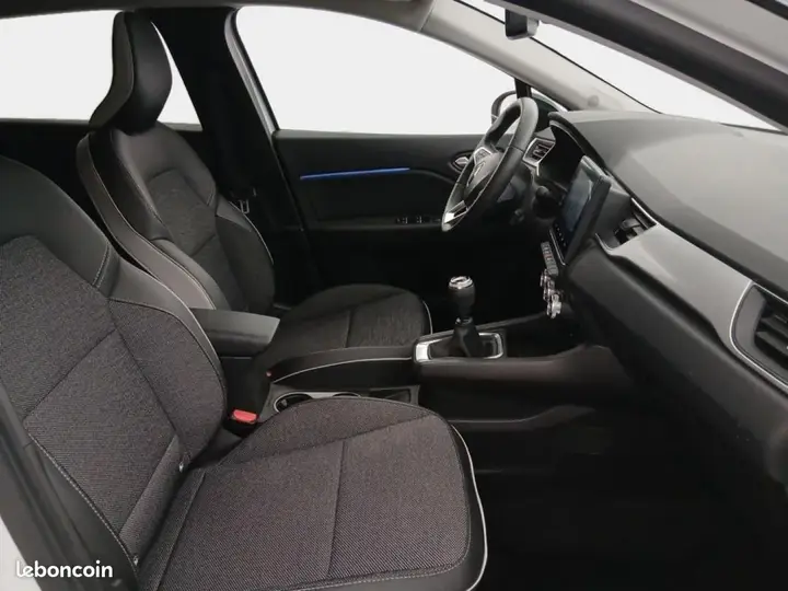 Renault Captur 2023 photo 3
