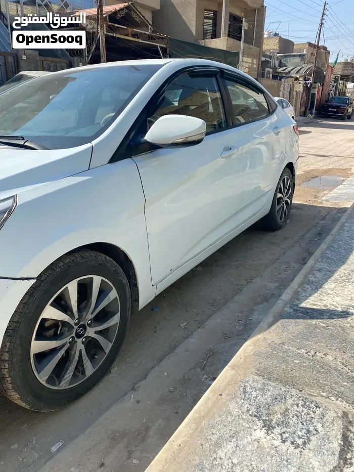 Hyundai Accent 2016 photo 2