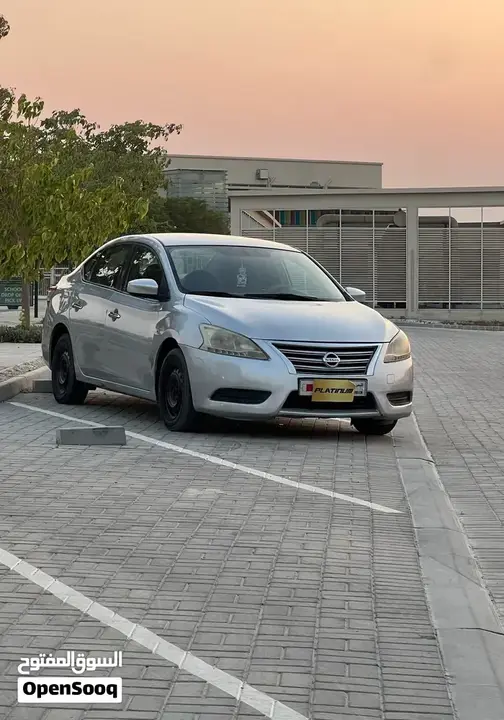 Nissan Sentra 2013 photo 2