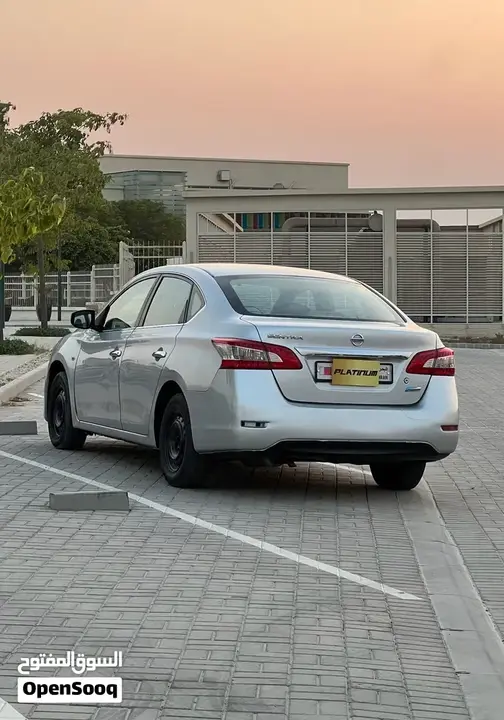 Nissan Sentra 2013 photo 4