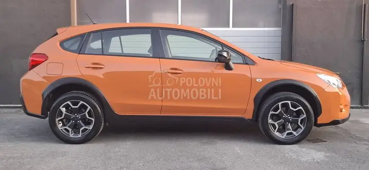 Subaru Xv 2013 photo 2