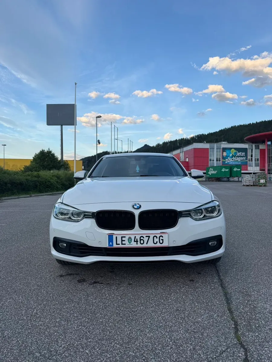 BMW 3Er-Reihe 320I 2018 photo 3