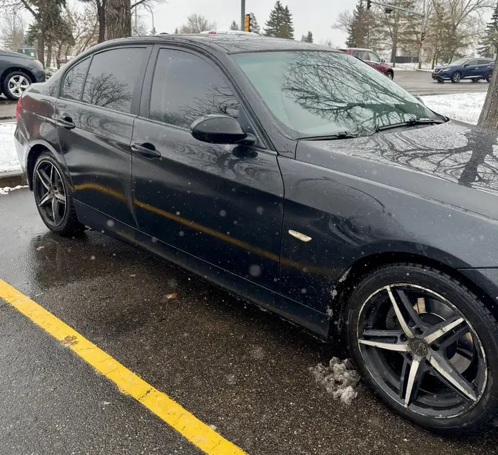 BMW 3 Series 2007 photo 2