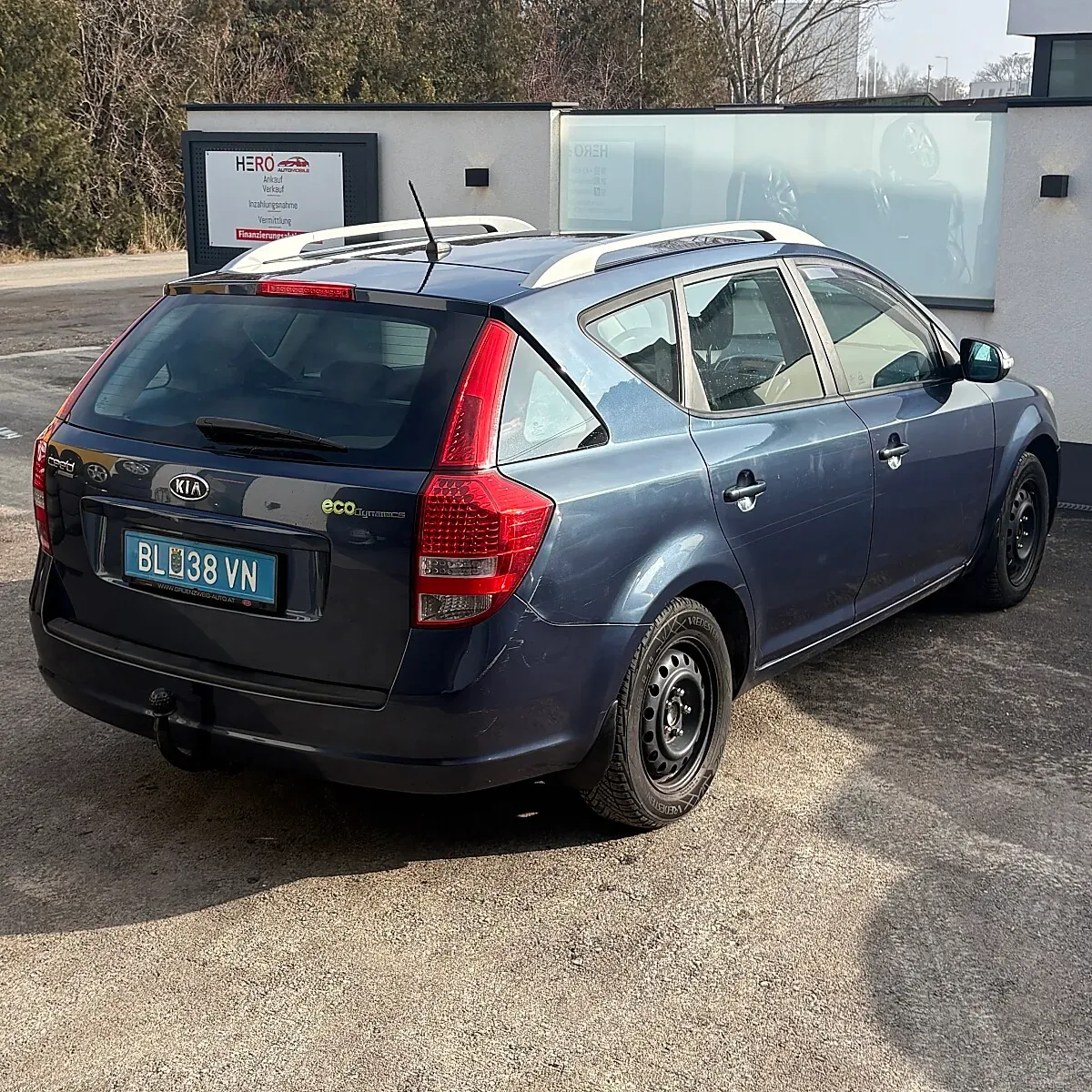 Kia Ceed 2011 photo 2
