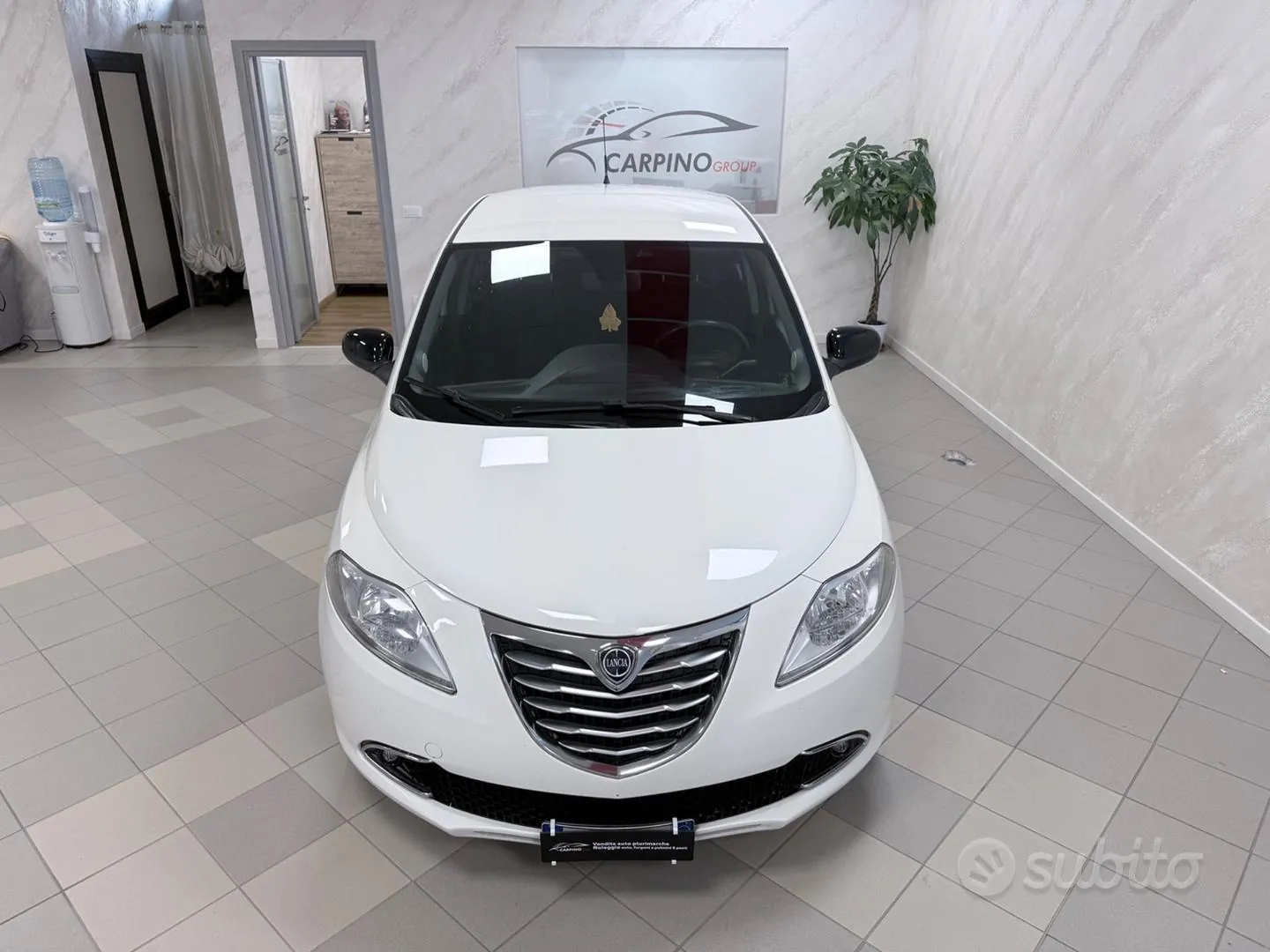 Lancia Ypsilon 2012 photo 3