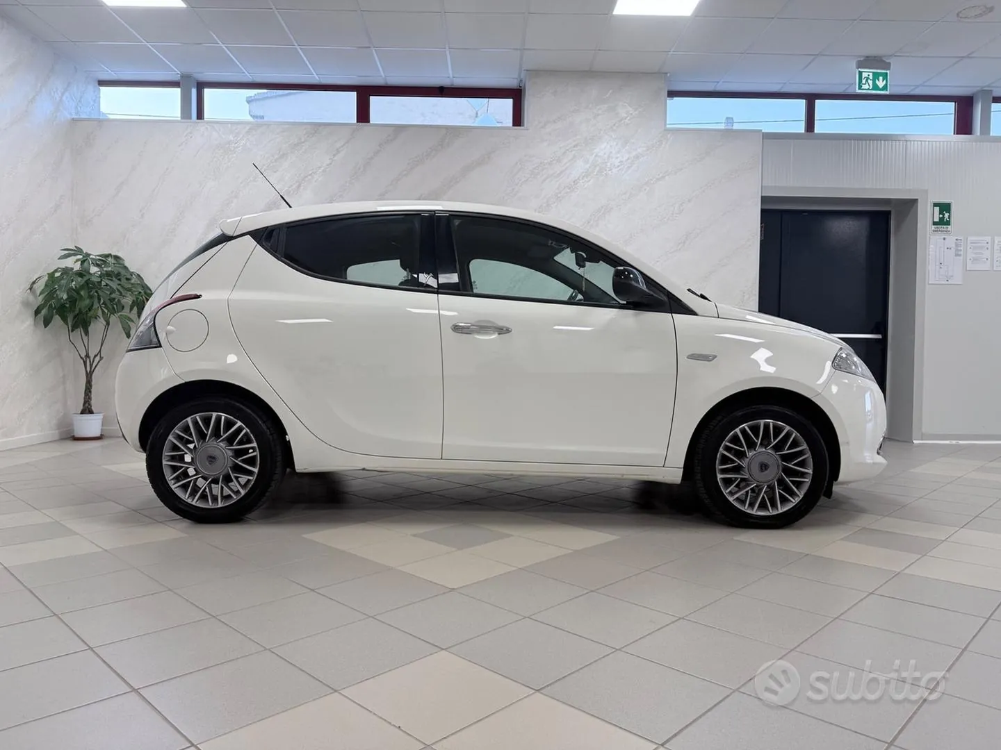 Lancia Ypsilon 2012 photo 5