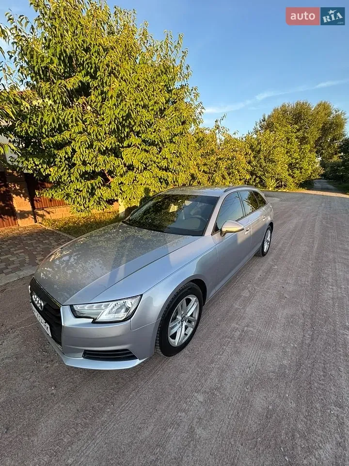 Audi A4 2016 photo 2