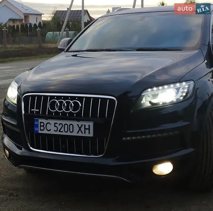 Audi Q7 2013 photo 3