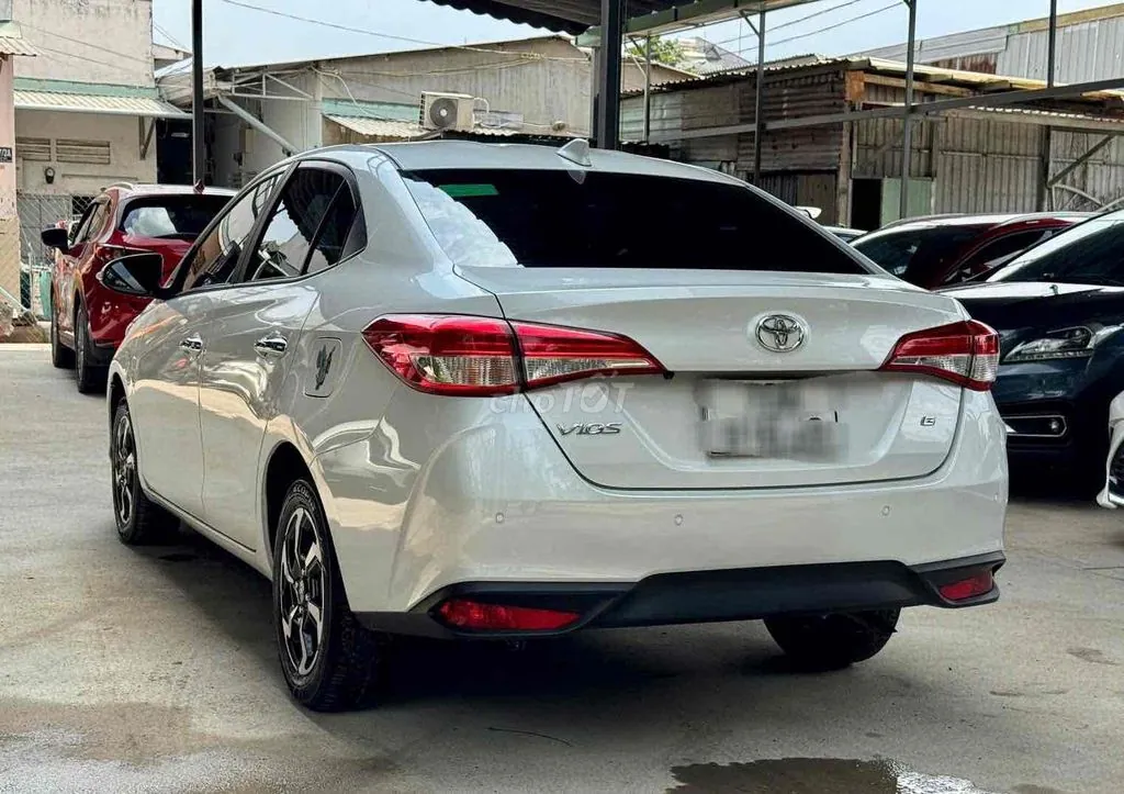 Toyota Vios 2024 photo 2
