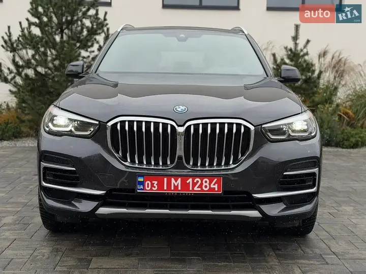 BMW X5 2022 photo 2
