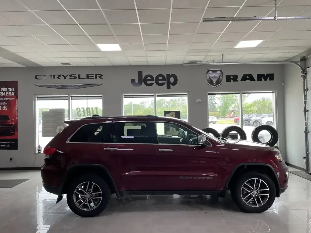 Jeep Grand Cherokee 2018 photo 3