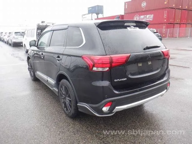 Mitsubishi Outlander 2016 photo 3
