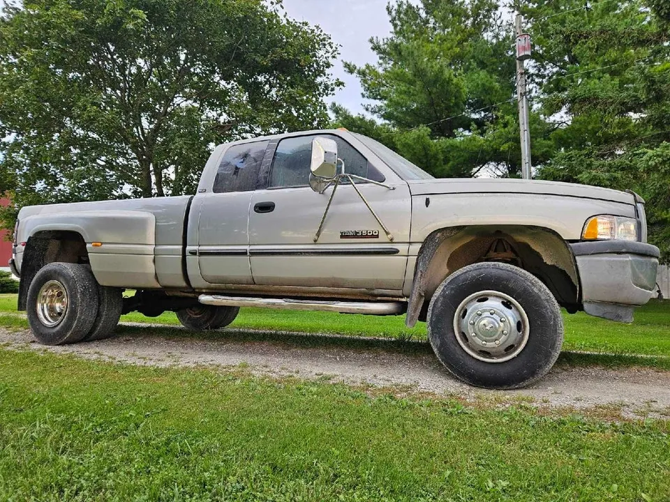 Dodge Ram 3500 2000 photo 2