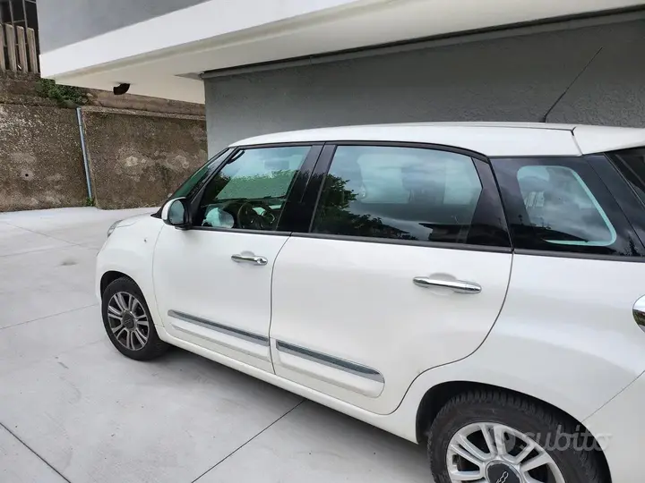 Fiat 500L 2019 photo 2