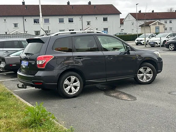 Subaru Forester 2015 photo 5