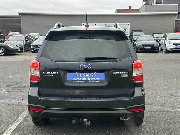 Subaru Forester 2015 photo 4