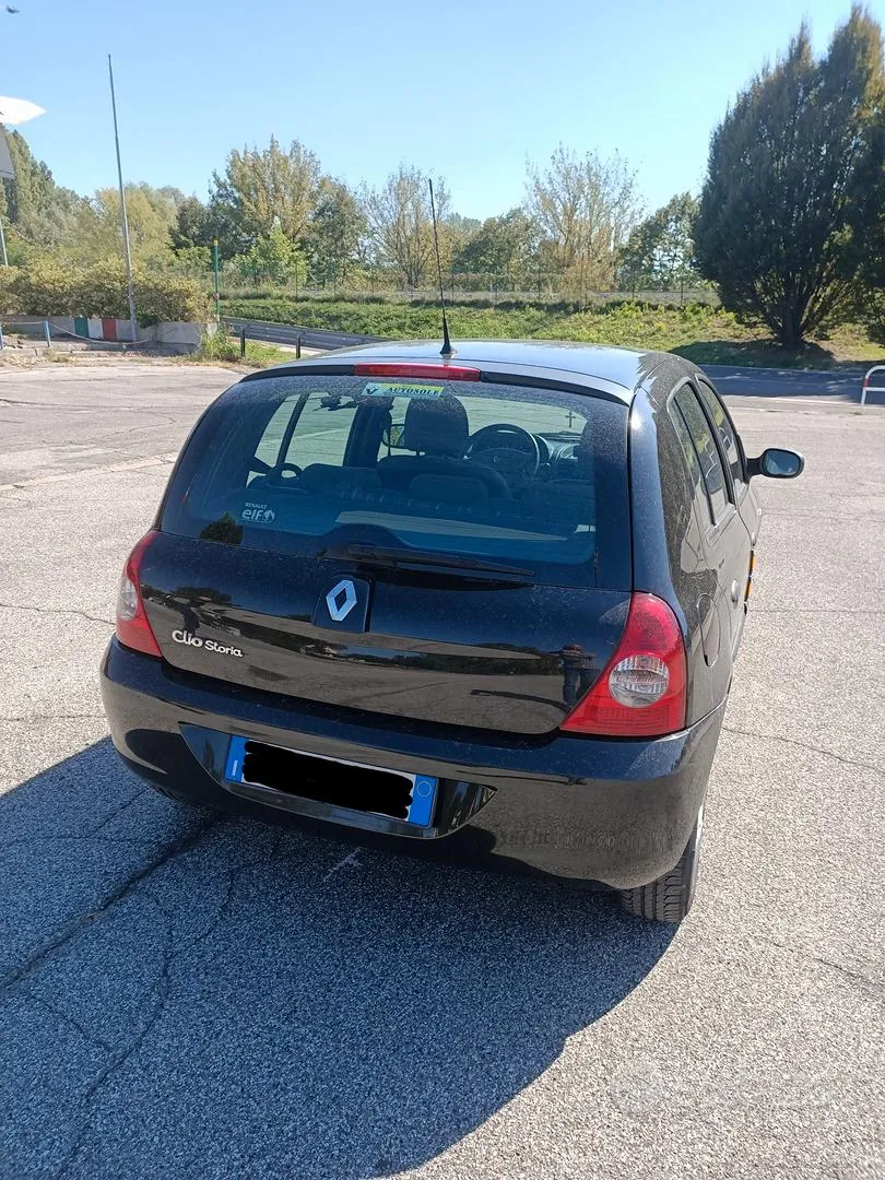 Renault Clio 2008 photo 3