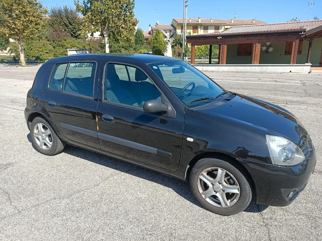 Renault Clio 2008 photo 4
