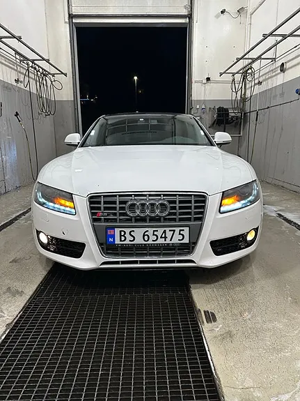 Audi A5 2009 photo 3
