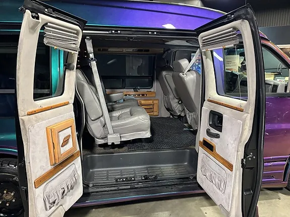 Chevrolet Express 1996 photo 4