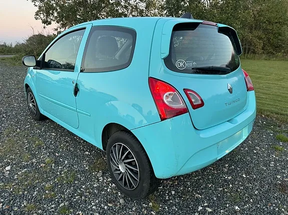 Renault Twingo 2012 photo 2