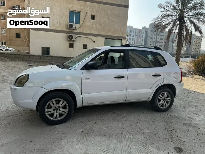 Hyundai Tucson 2008 photo 2