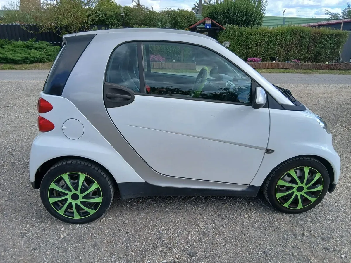 Smart Fortwo 2012 photo 3