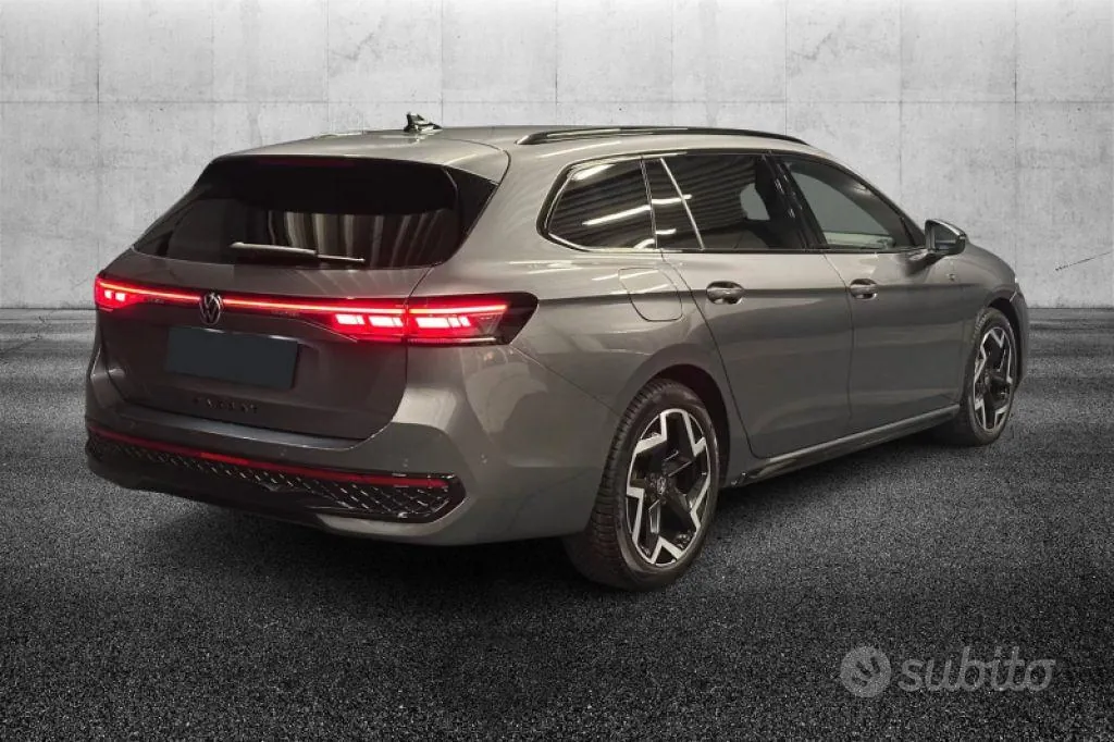 Volkswagen Passat 2024 photo 3