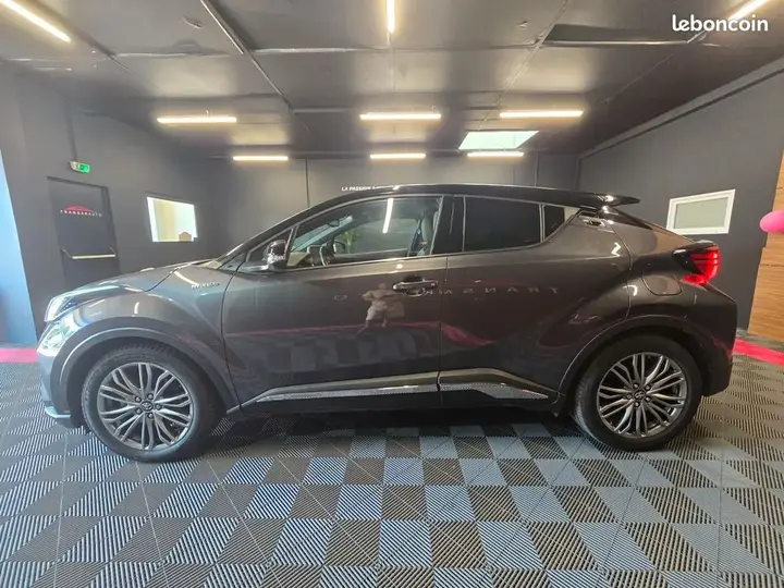 Toyota C-Hr 2021 photo 4