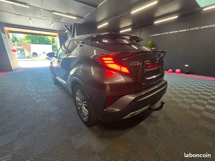 Toyota C-Hr 2021 photo 5