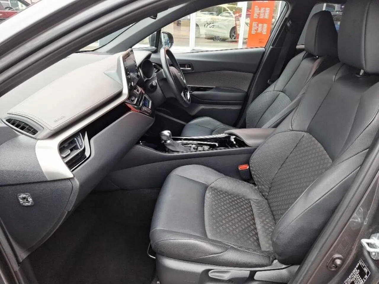 Toyota C-Hr 2021 photo 5